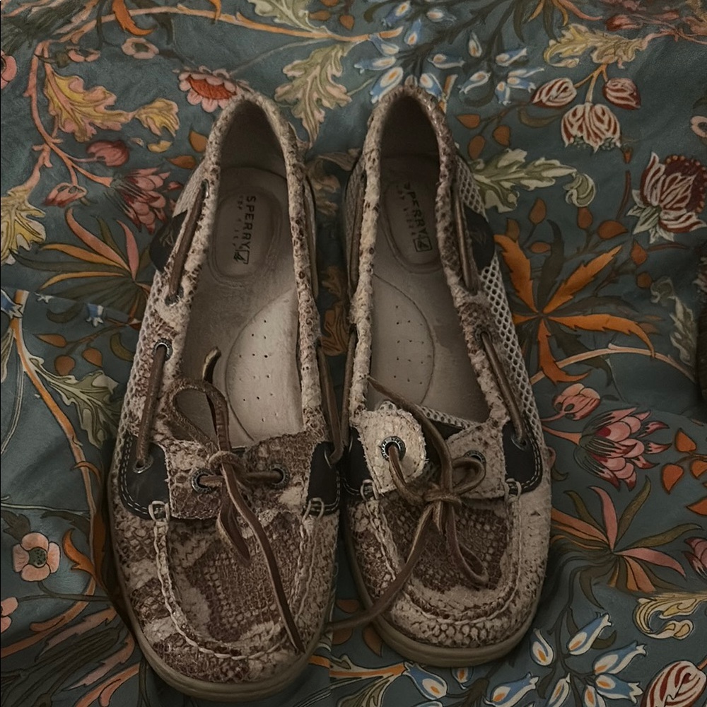 Sperry Brown Leather Loafers Classic Slip-On Style